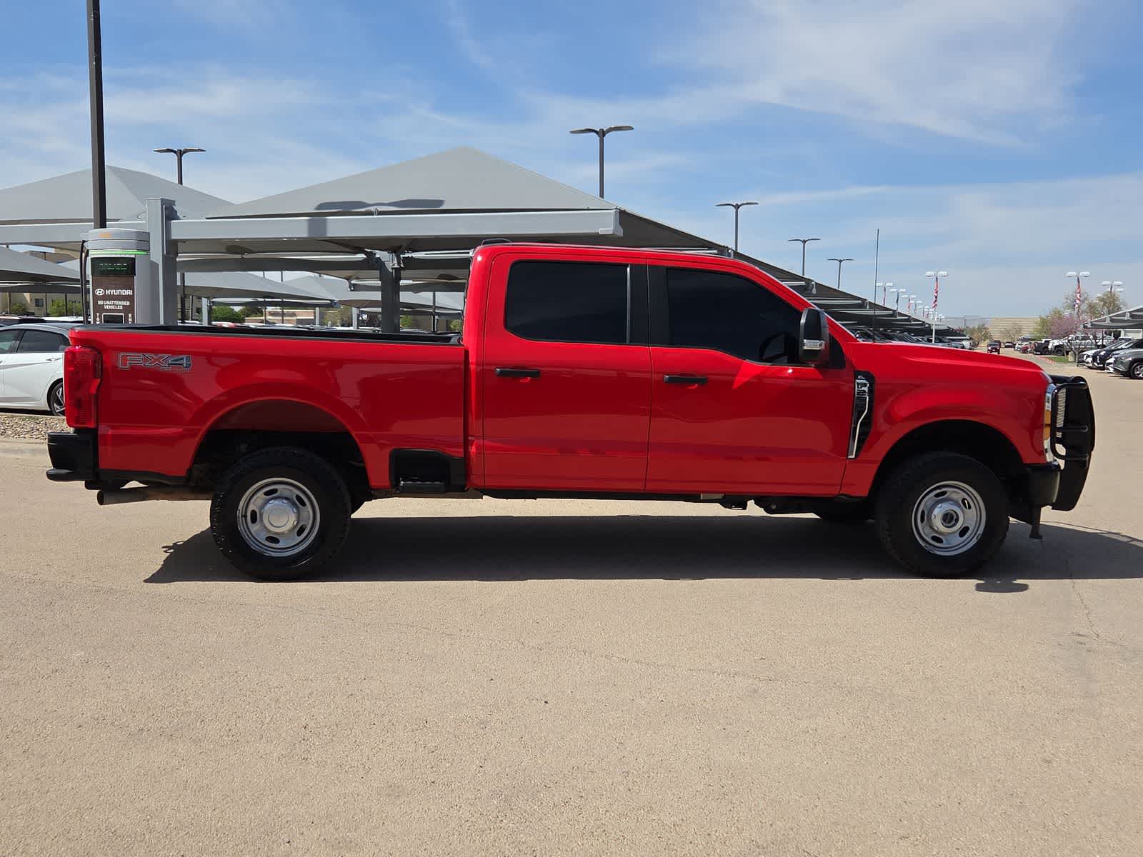 Thumbnail: 2023 Ford F-250 - 9