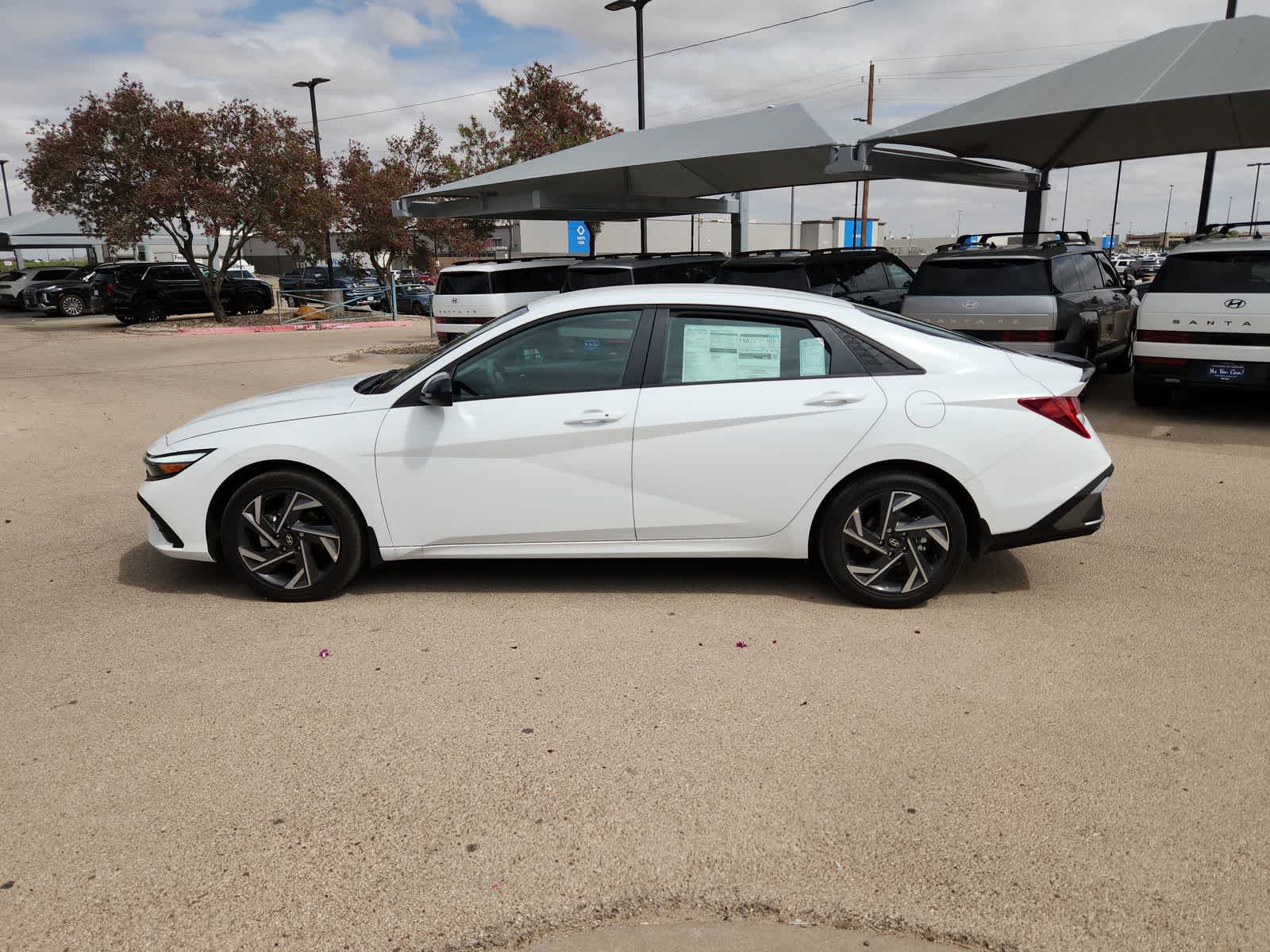 Thumbnail: 2025 Hyundai Elantra - 11