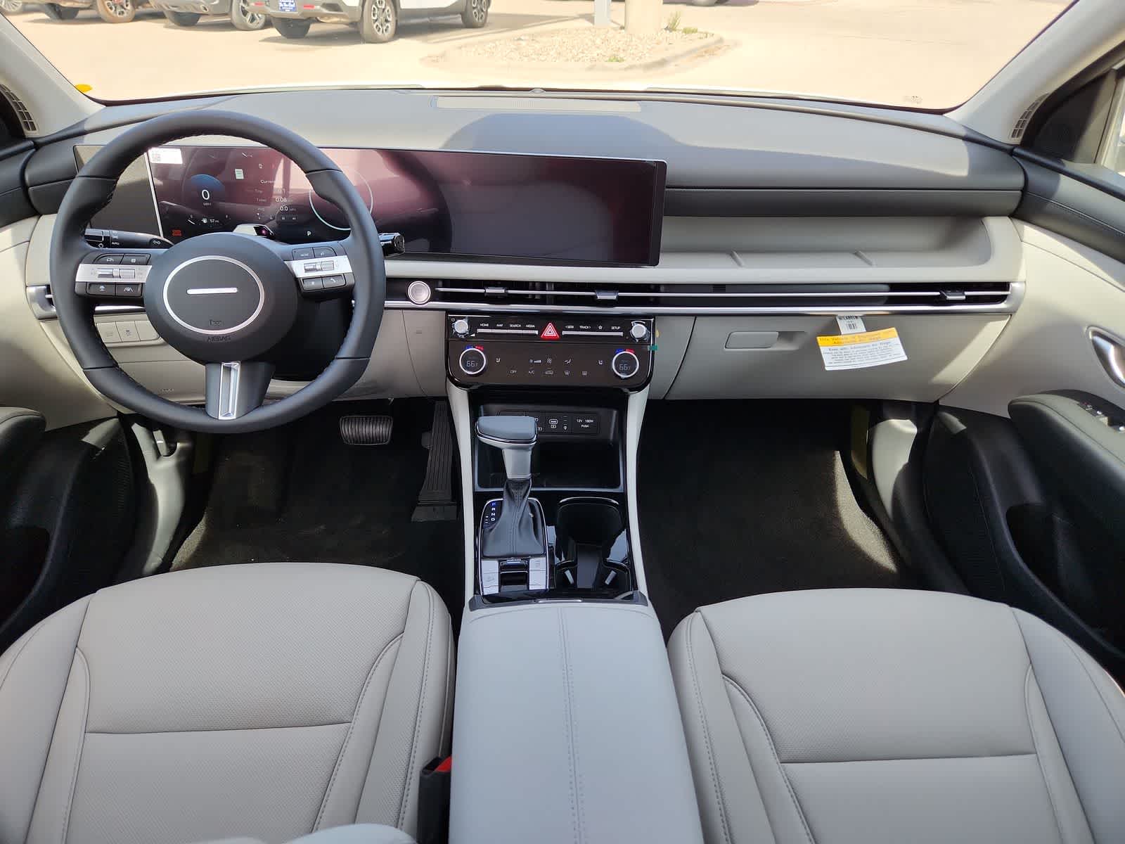 Thumbnail: 2025 Hyundai Tucson - 18