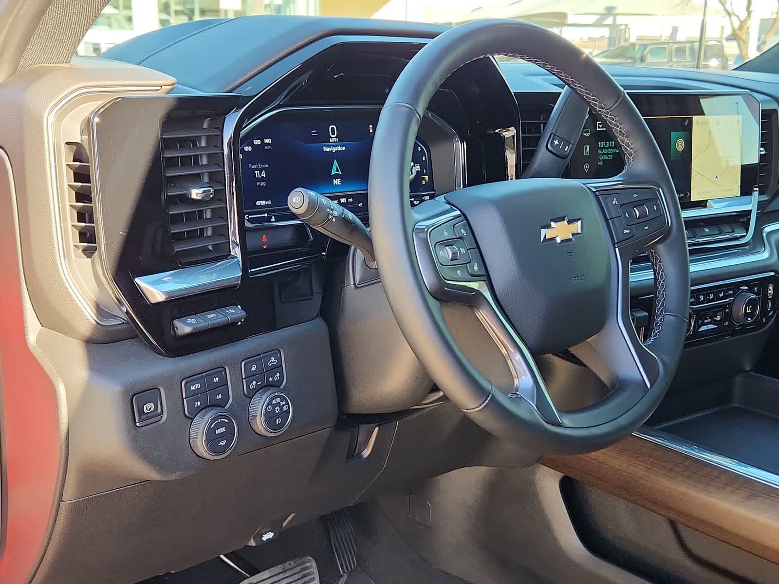 Thumbnail: 2025 Chevrolet Silverado 3500 - 10