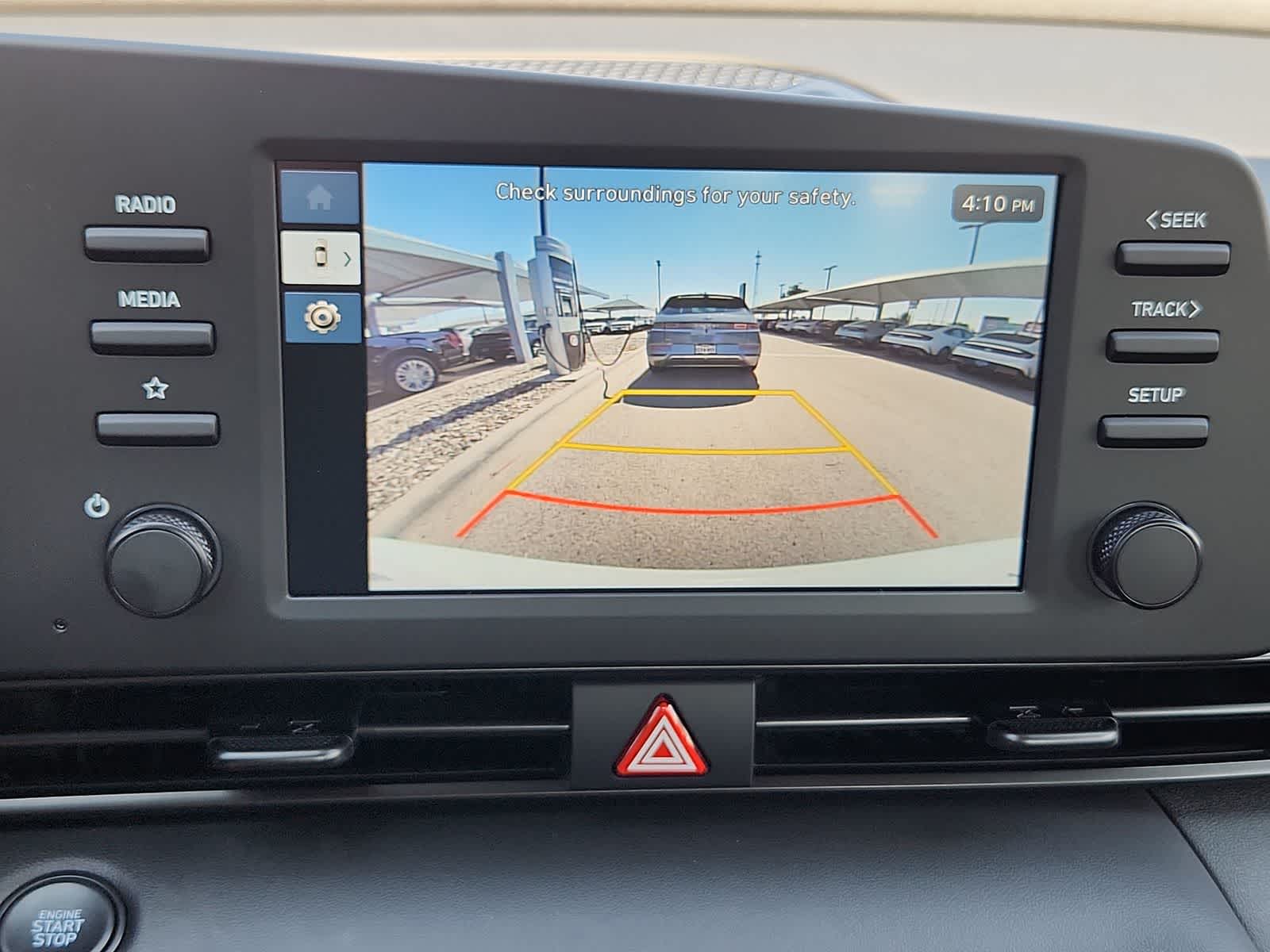 Thumbnail: 2025 Hyundai Elantra - 25