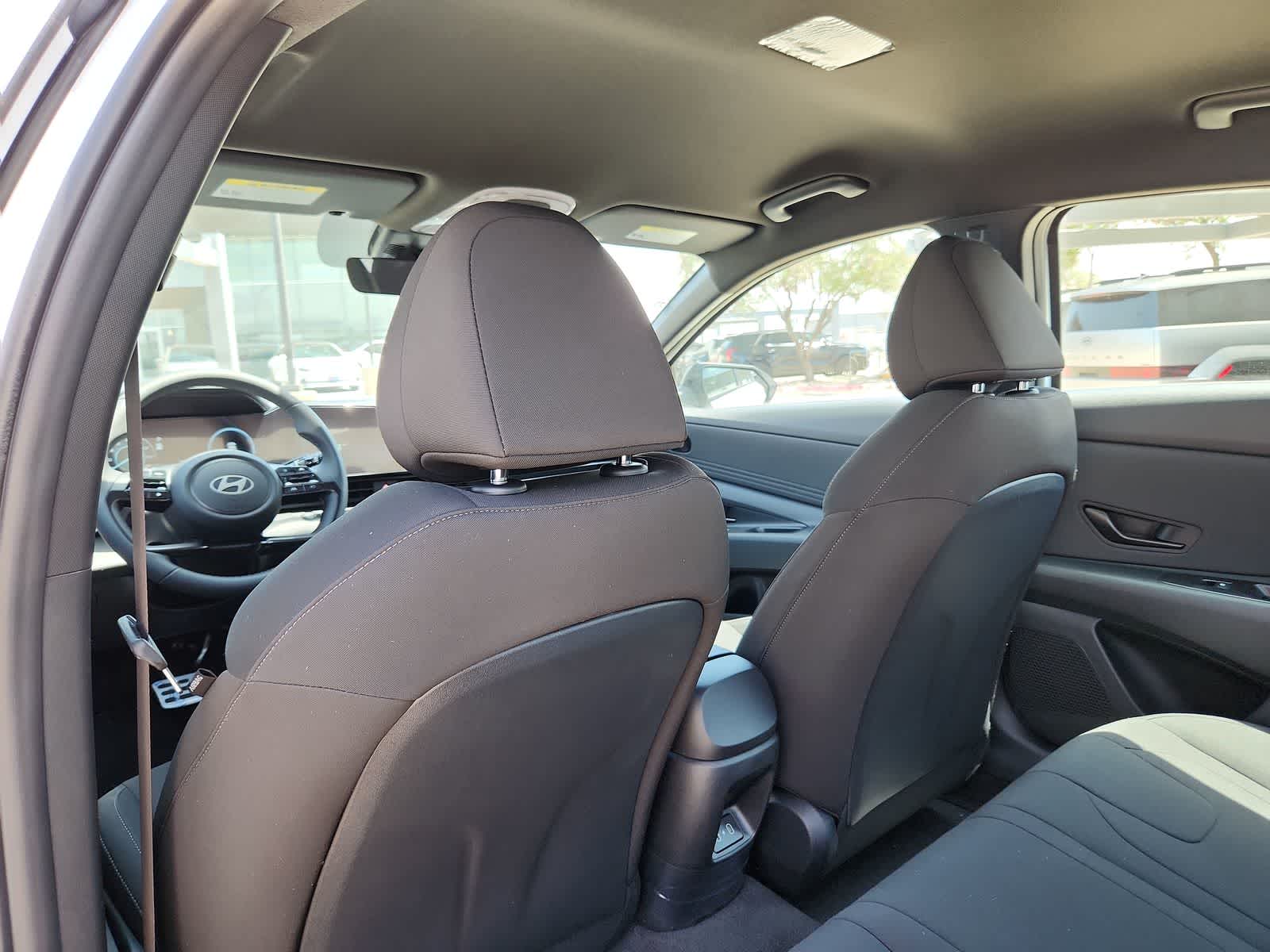 Thumbnail: 2025 Hyundai Elantra - 20