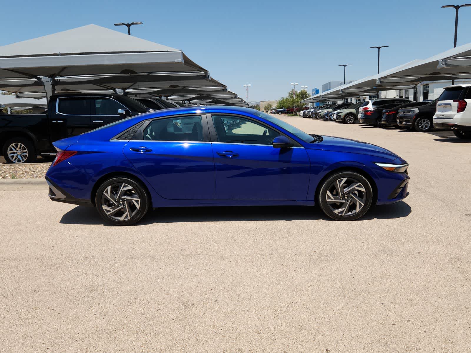 Thumbnail: 2025 Hyundai Elantra - 9