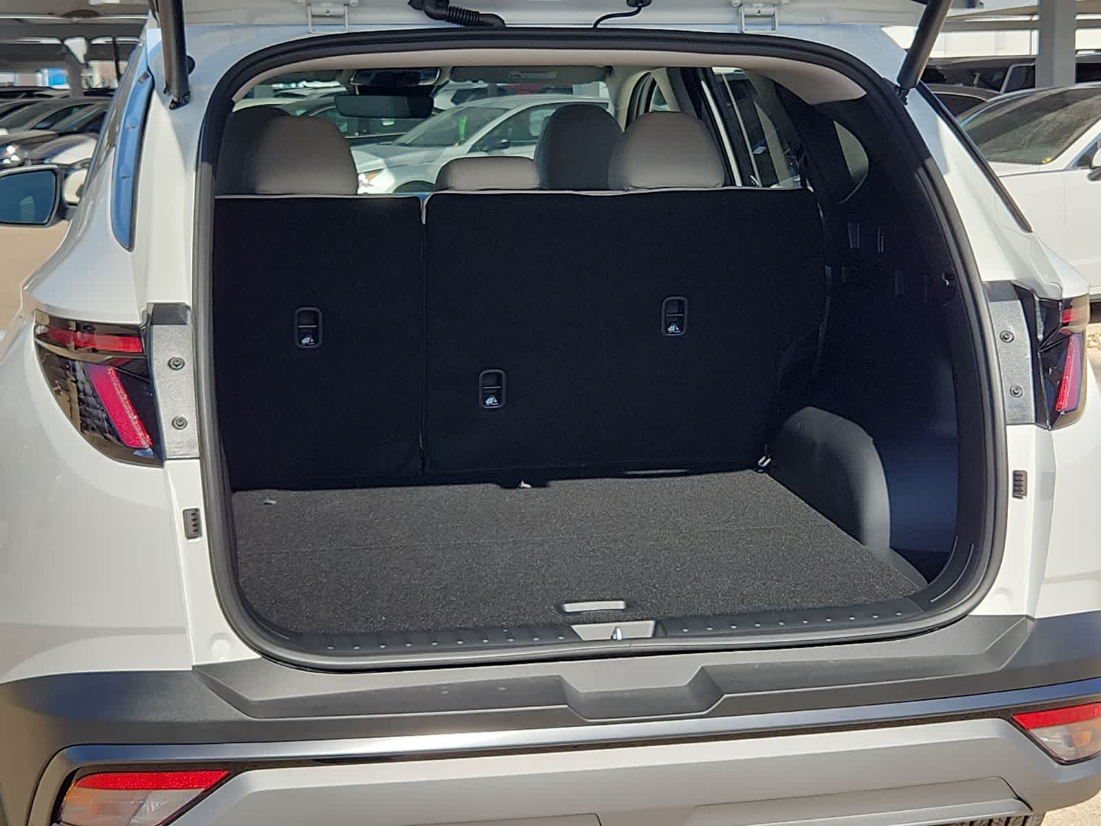 Thumbnail: 2026 Hyundai Tucson - 23