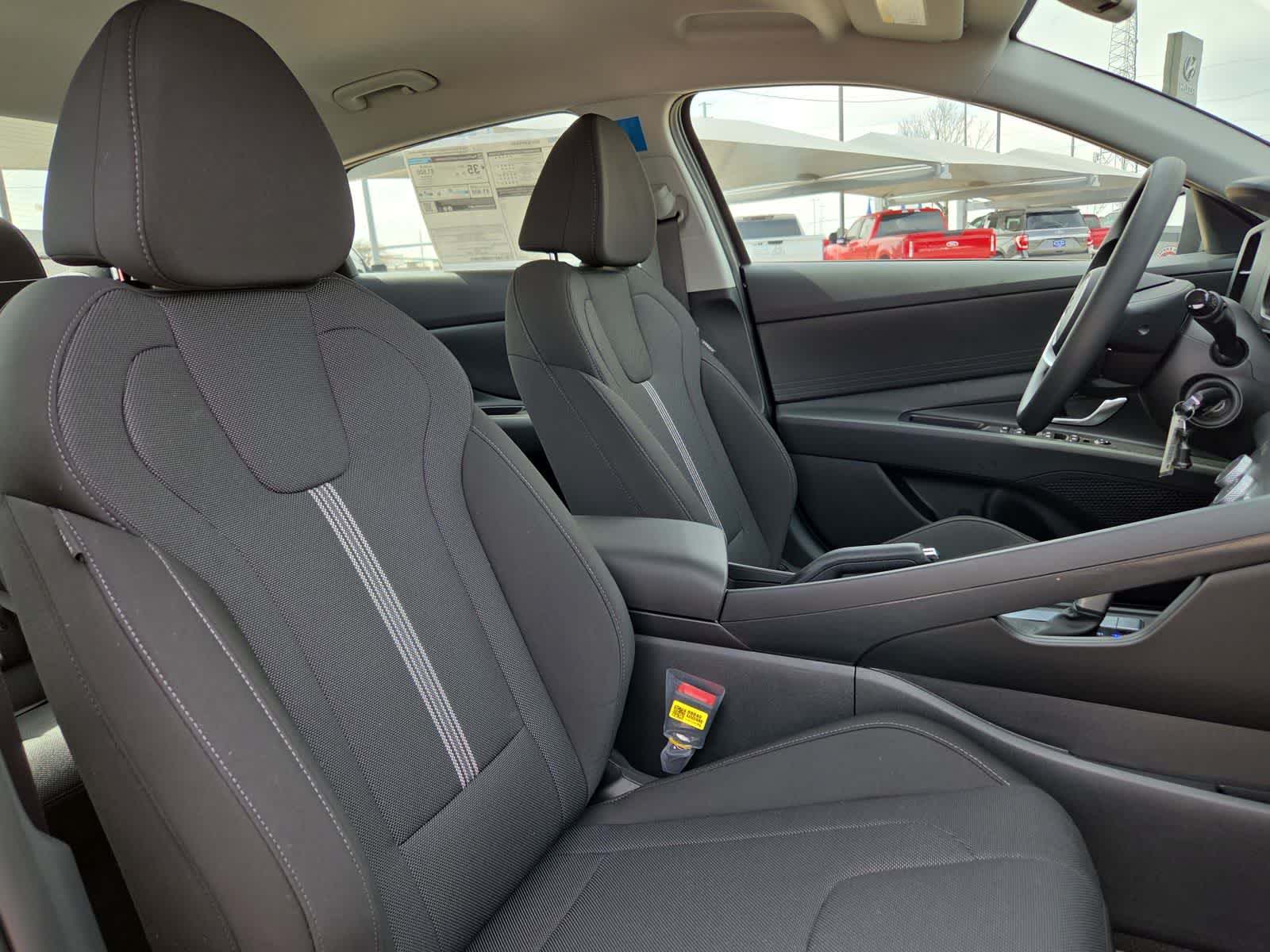 Thumbnail: 2026 Hyundai Elantra - 18