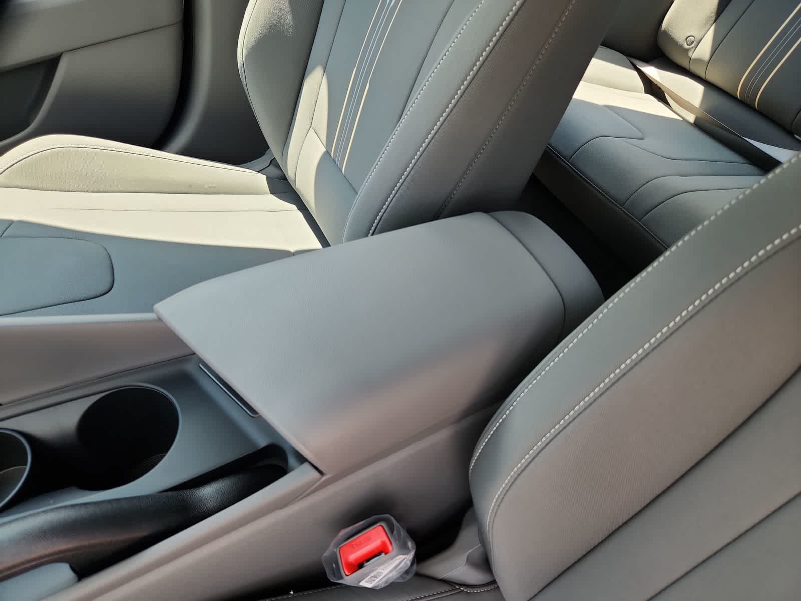 Thumbnail: 2025 Hyundai Elantra - 20