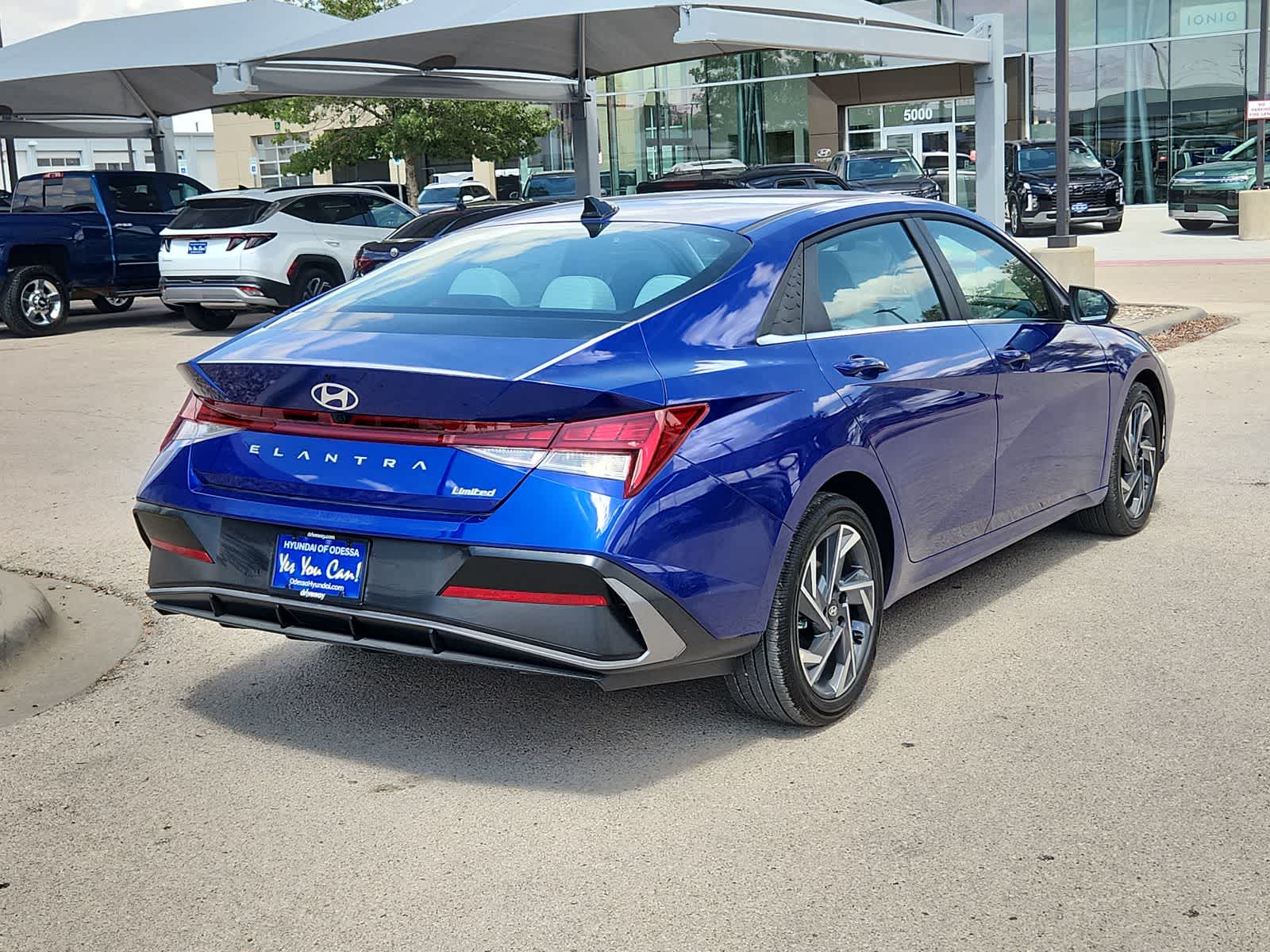 Thumbnail: 2025 Hyundai Elantra - 8