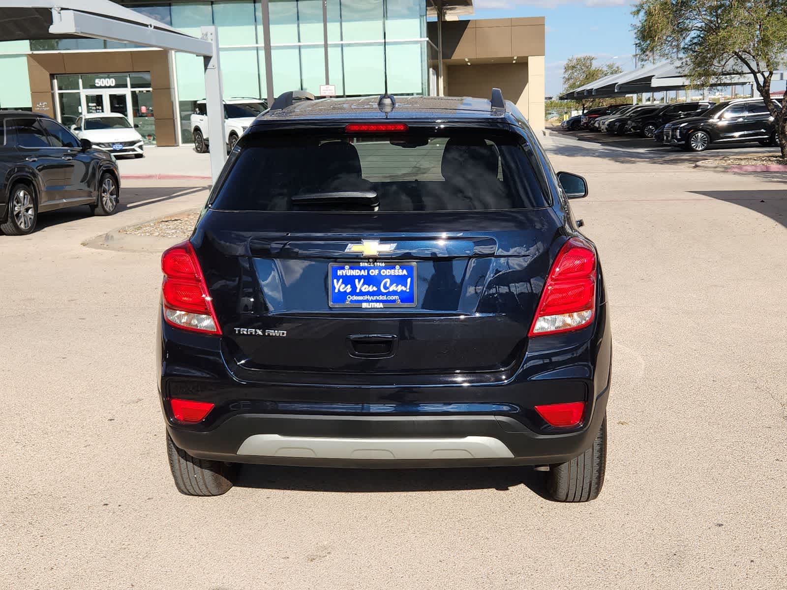 Thumbnail: 2022 Chevrolet Trax - 7