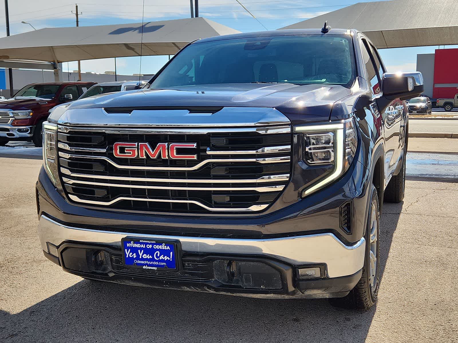 Thumbnail: 2024 GMC Sierra 1500 - 3