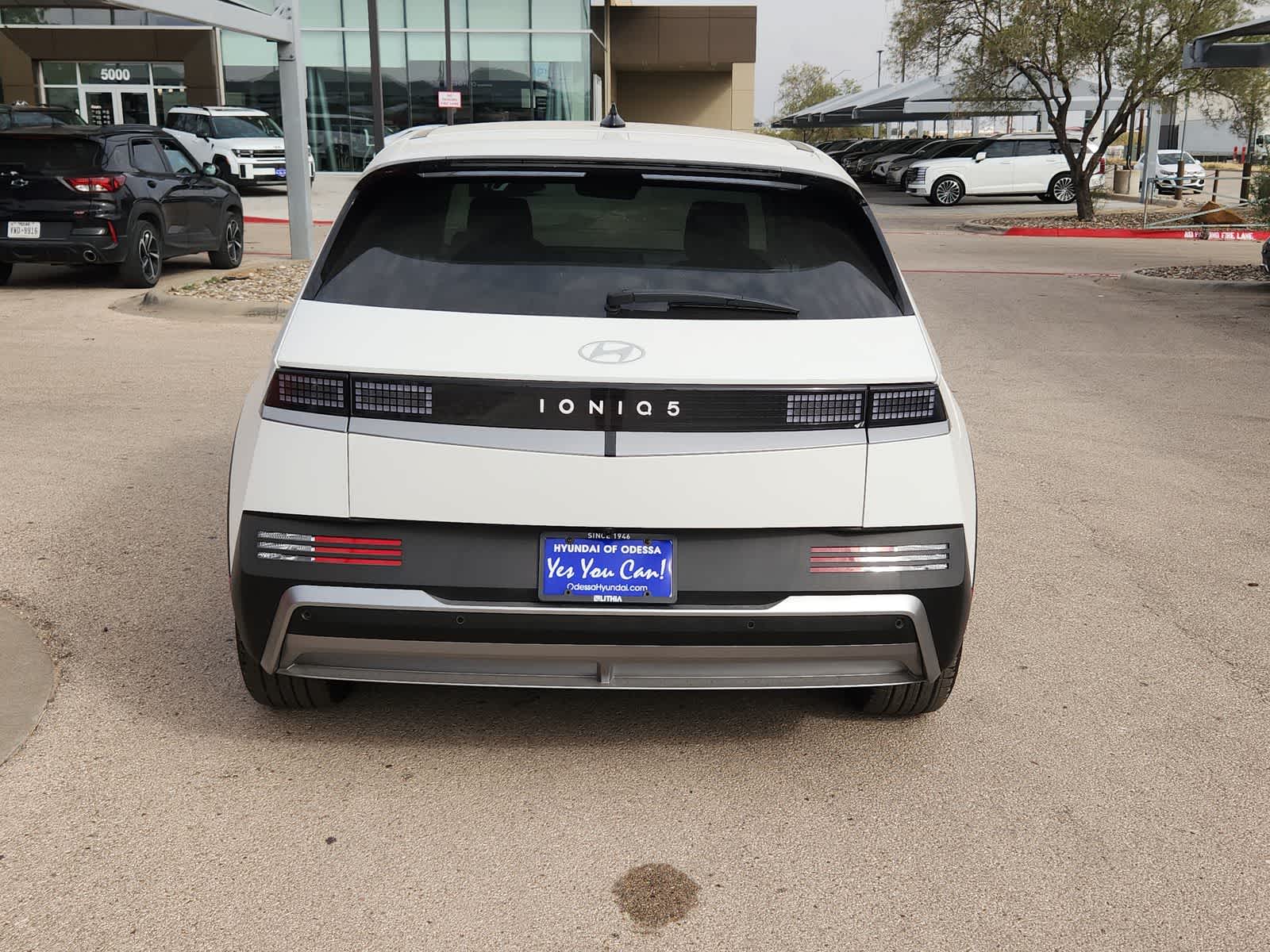 Thumbnail: 2026 Hyundai Ioniq 5 - 7