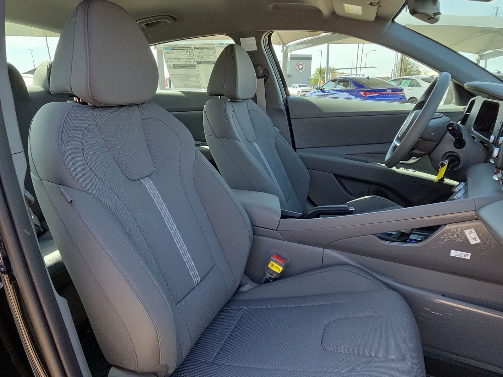 Thumbnail: 2026 Hyundai Elantra - 18