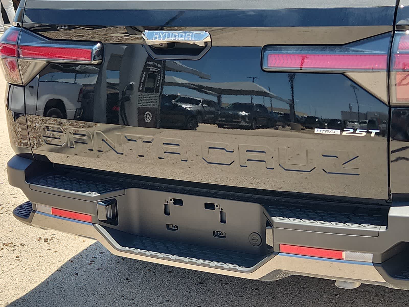 Thumbnail: 2025 Hyundai Santa Cruz - 11