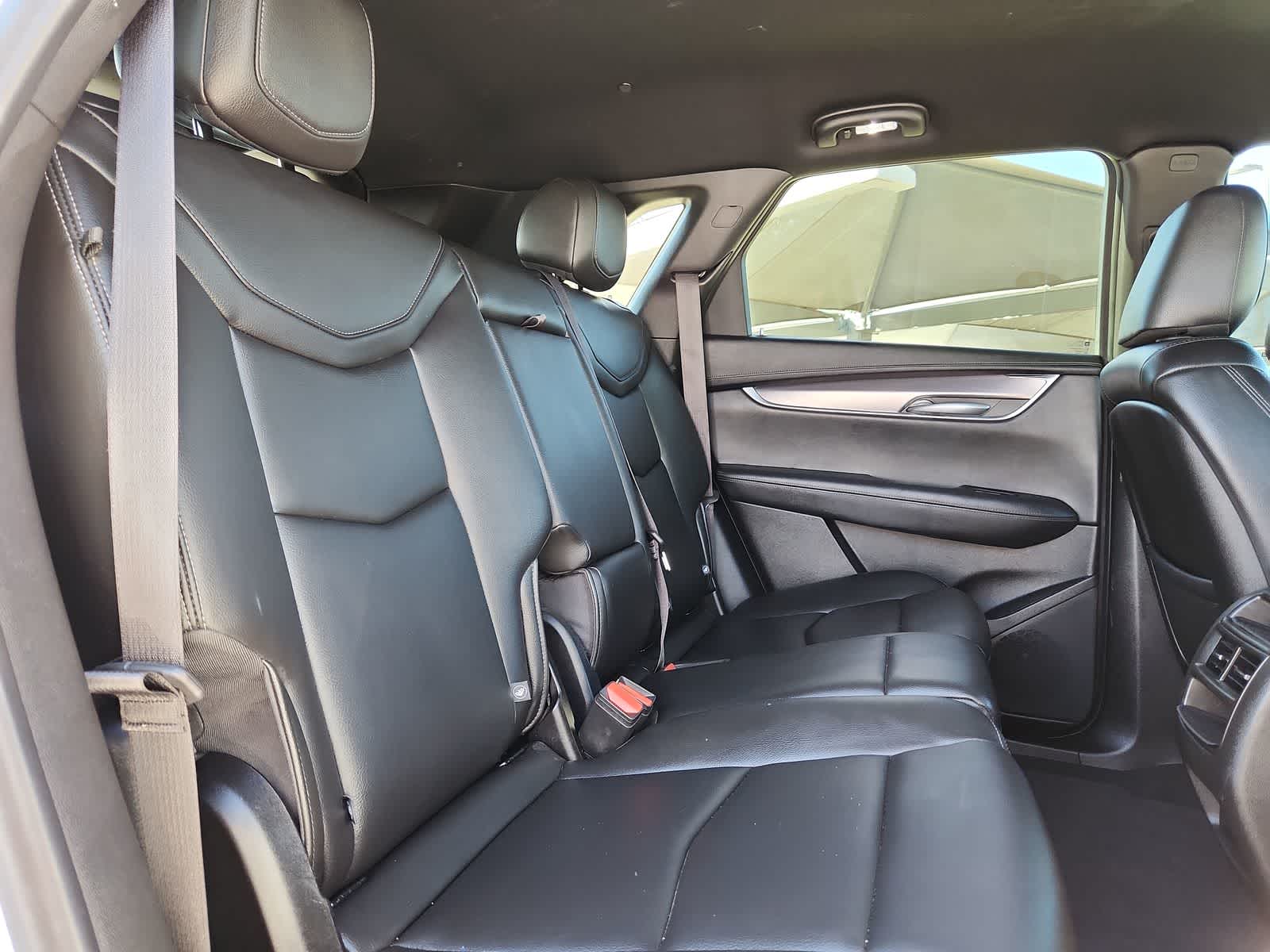 Thumbnail: 2024 Cadillac XT5 - 17