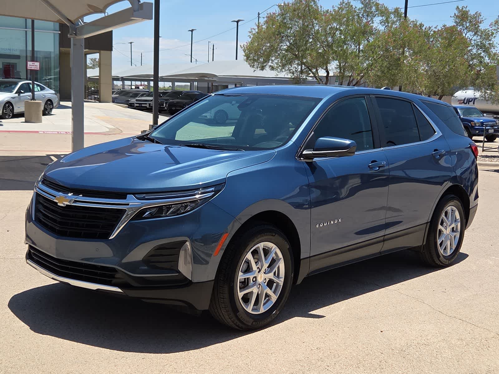 Thumbnail: 2024 Chevrolet Equinox - 4