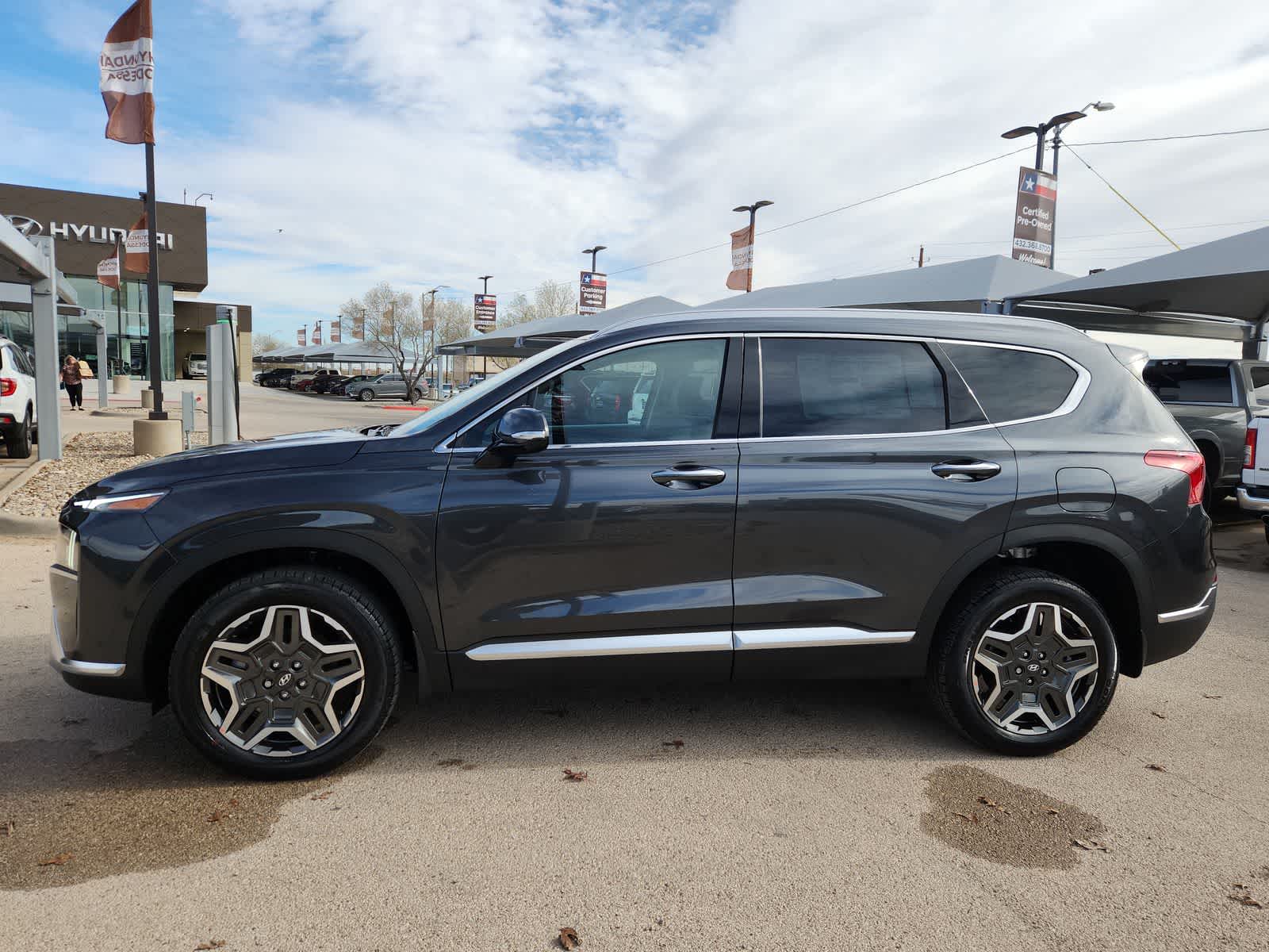 Thumbnail: 2023 Hyundai Santa Fe - 11