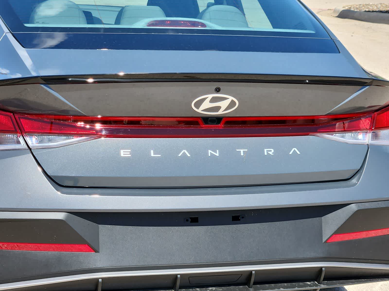 Thumbnail: 2025 Hyundai Elantra - 11
