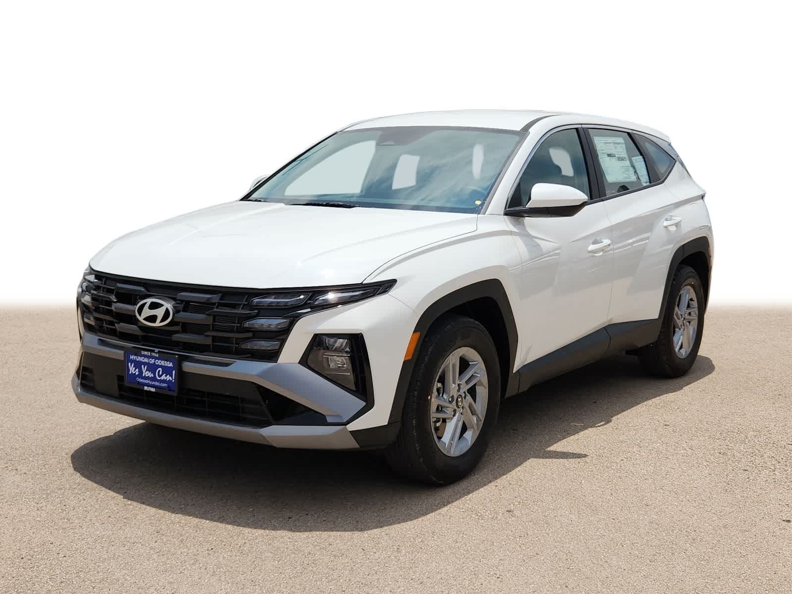 2025 Hyundai Tucson SE Hero Image