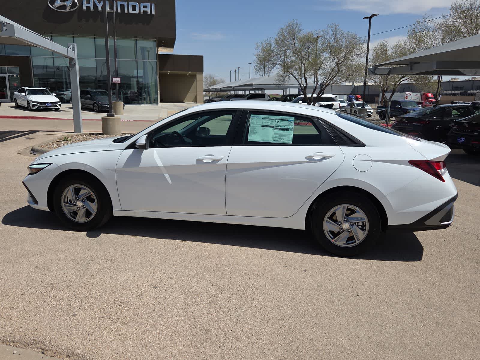 Thumbnail: 2026 Hyundai Elantra - 5