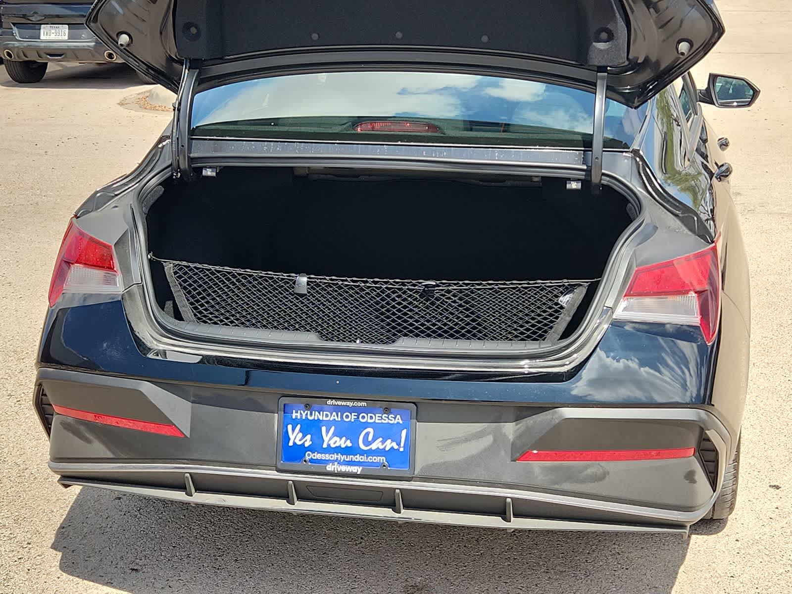 Thumbnail: 2025 Hyundai Elantra - 23