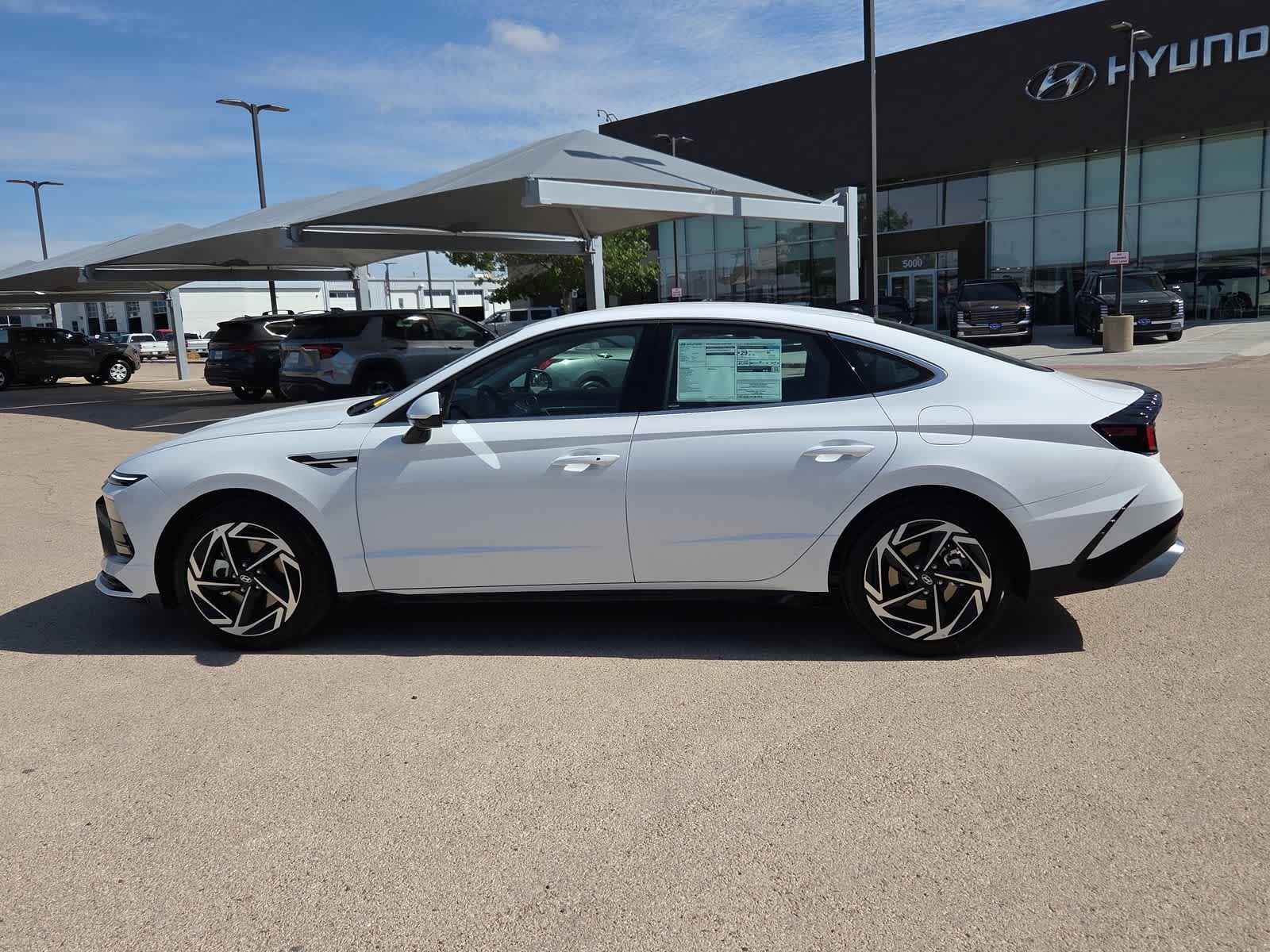 Thumbnail: 2026 Hyundai Sonata - 11