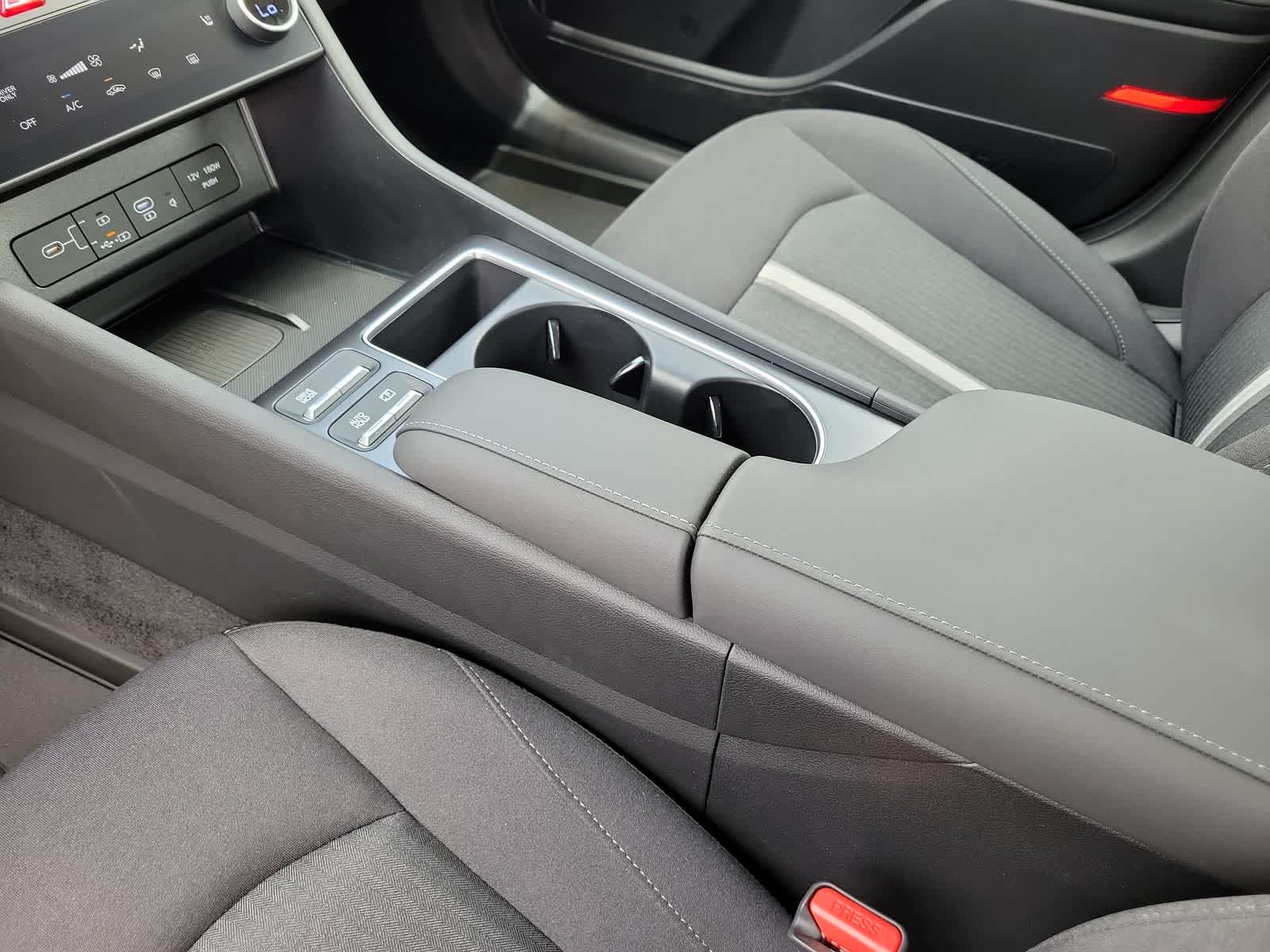 Thumbnail: 2025 Hyundai Sonata - 24