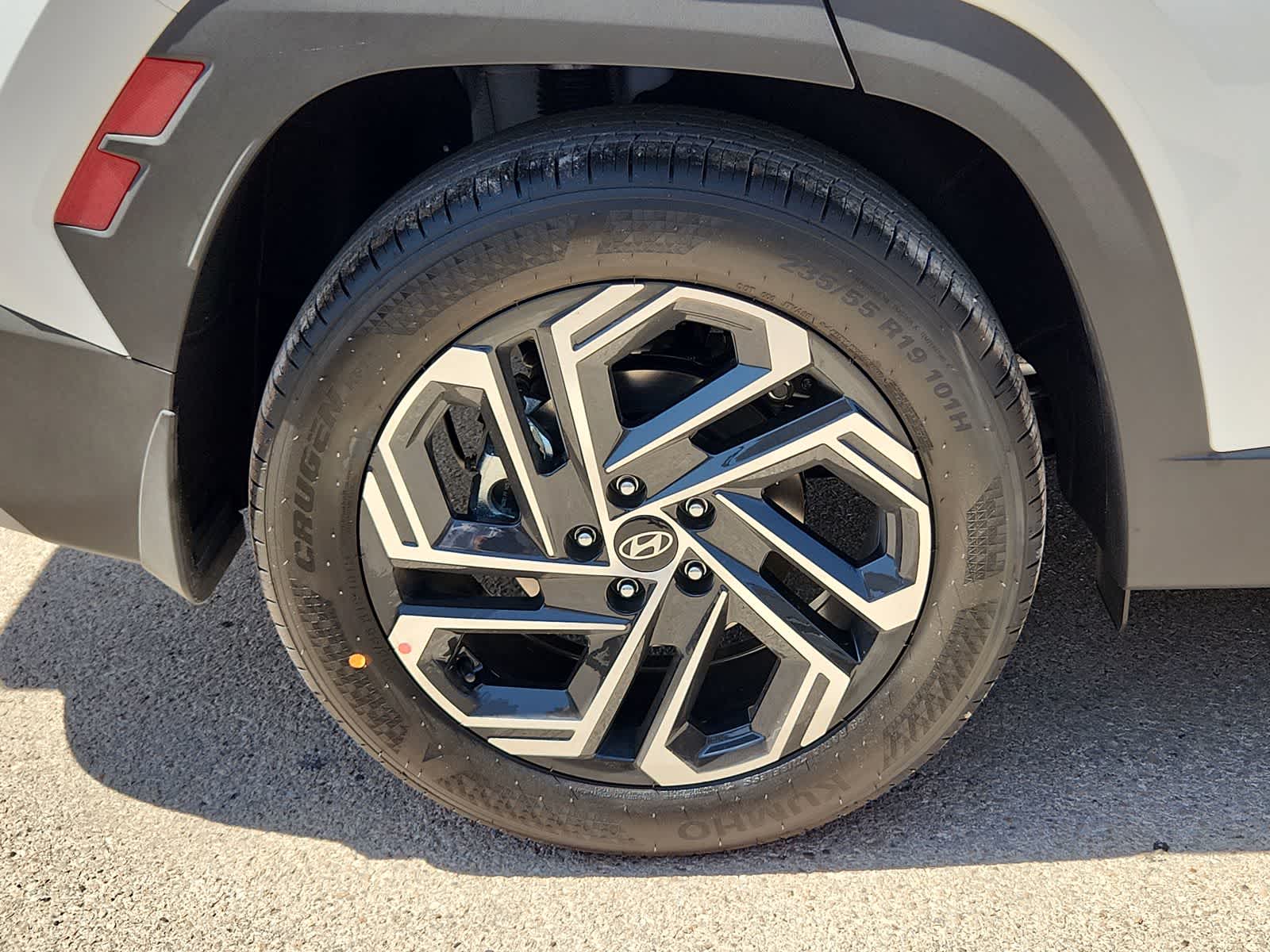 Thumbnail: 2025 Hyundai Tucson - 16