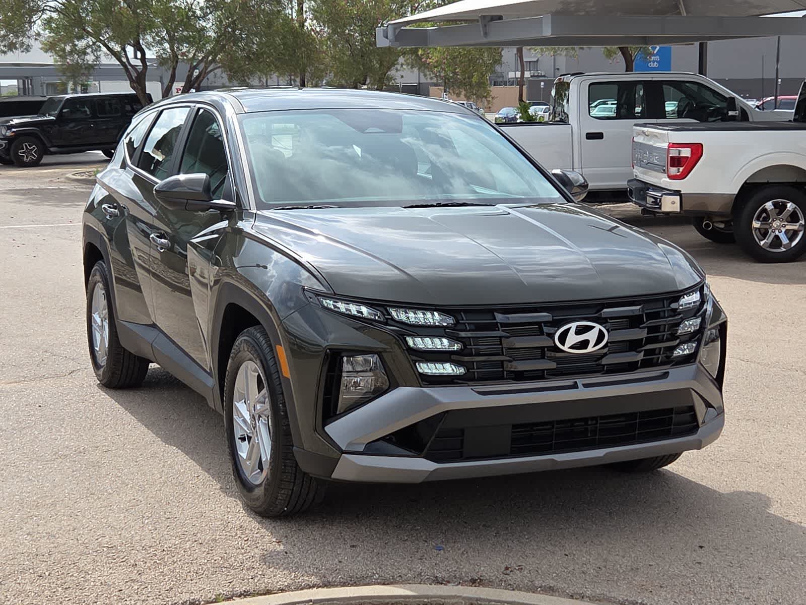 Thumbnail: 2026 Hyundai Tucson - 3