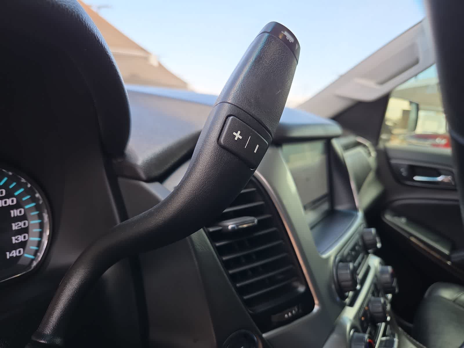 Thumbnail: 2020 Chevrolet Tahoe - 21