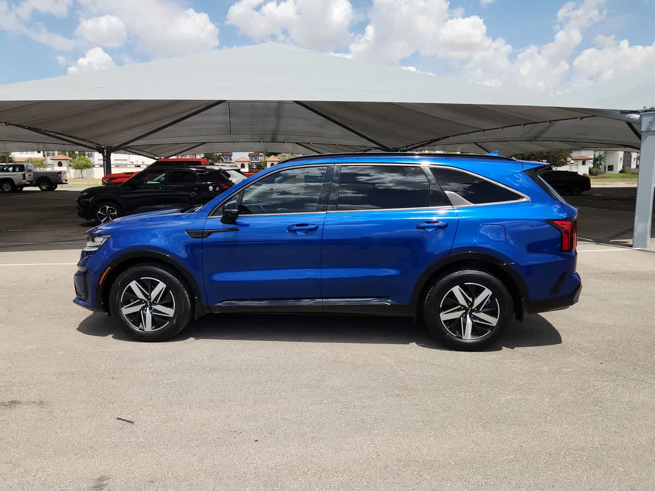 Thumbnail: 2022 Kia Sorento - 5