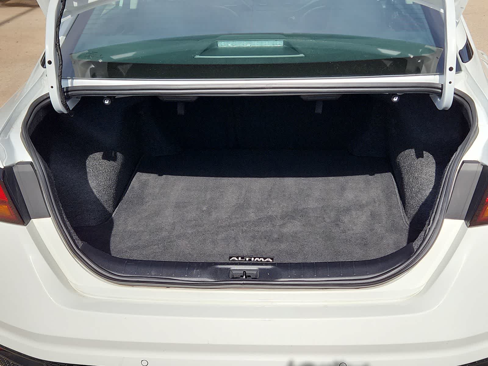 Thumbnail: 2024 Nissan Altima - 23