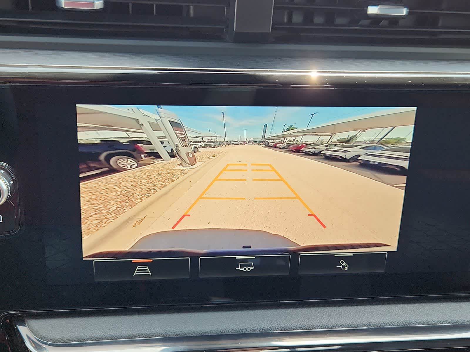Thumbnail: 2022 GMC Sierra 1500 - 25