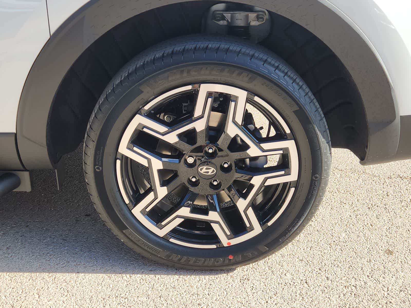 Thumbnail: 2025 Hyundai Santa Cruz - 16