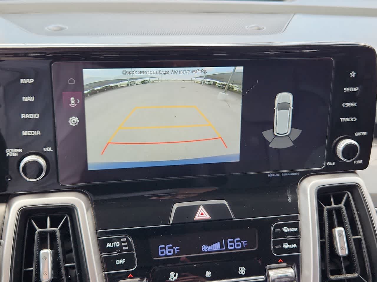 Thumbnail: 2022 Kia Sorento - 25