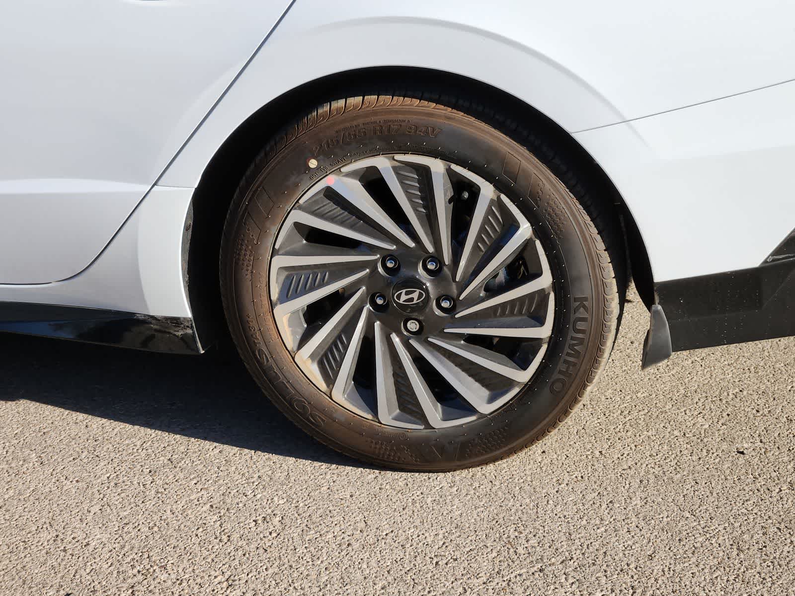 Thumbnail: 2025 Hyundai Sonata - 16