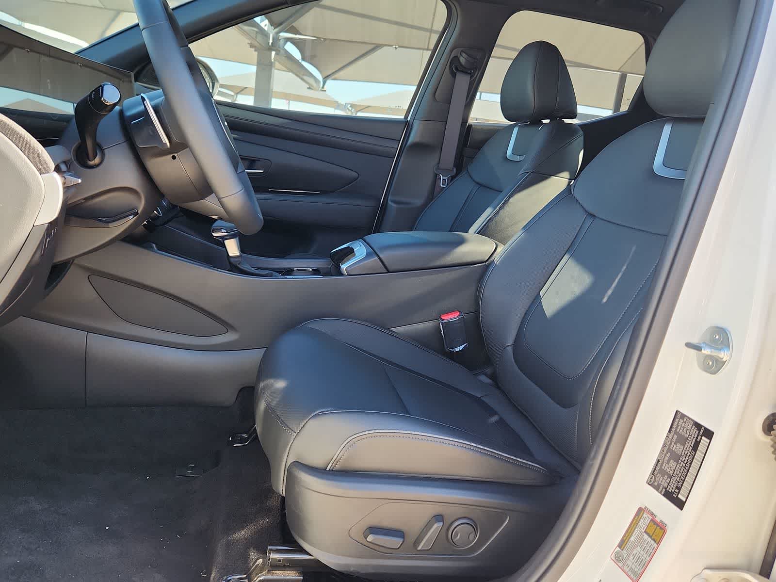 Thumbnail: 2025 Hyundai Santa Cruz - 15