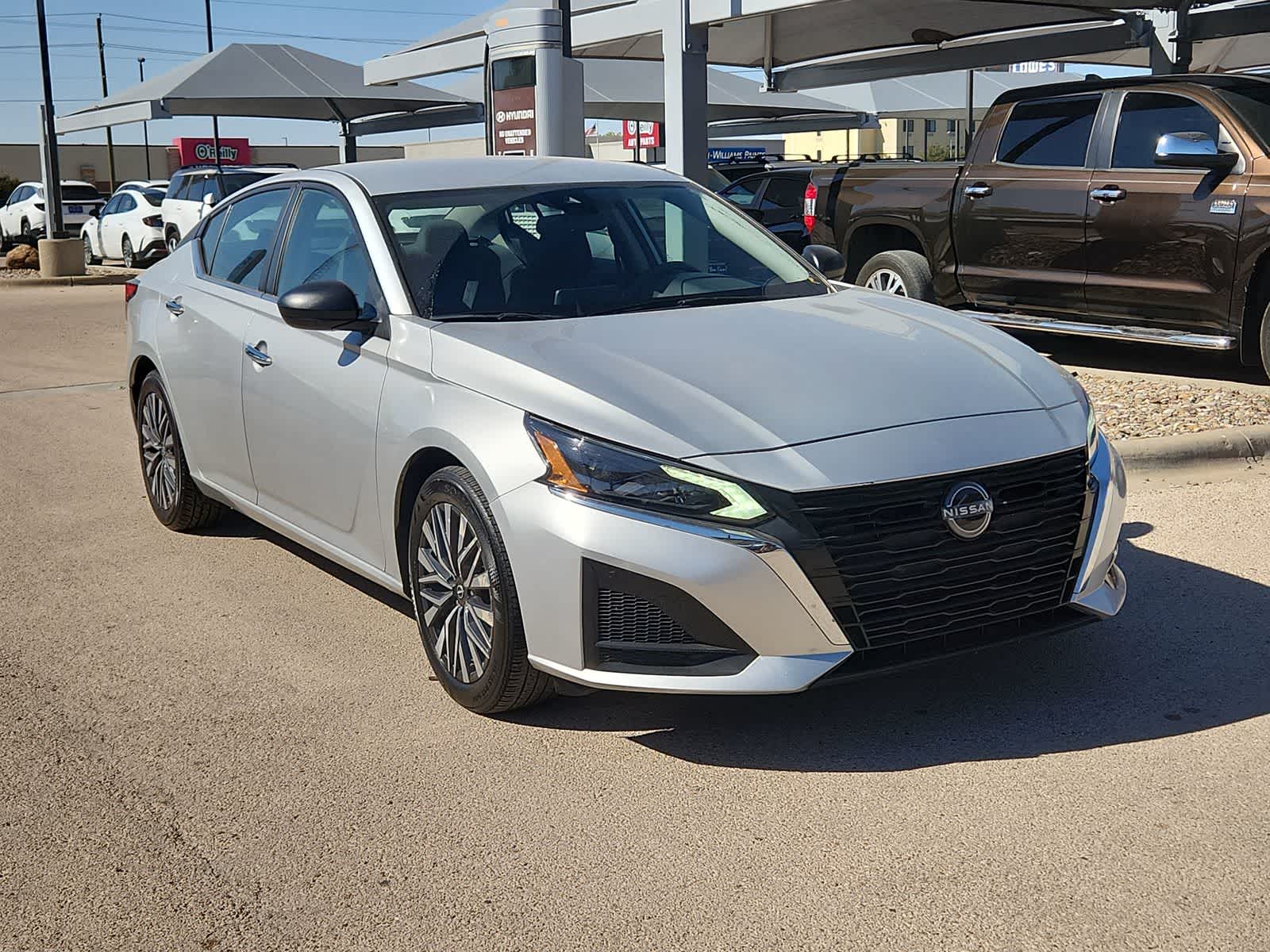 Thumbnail: 2024 Nissan Altima - 2