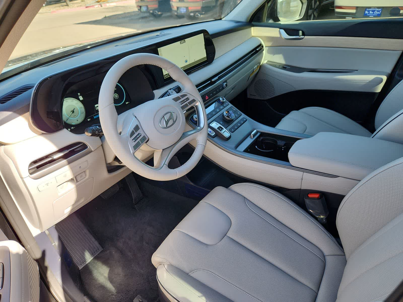 Thumbnail: 2025 Hyundai Palisade - 10