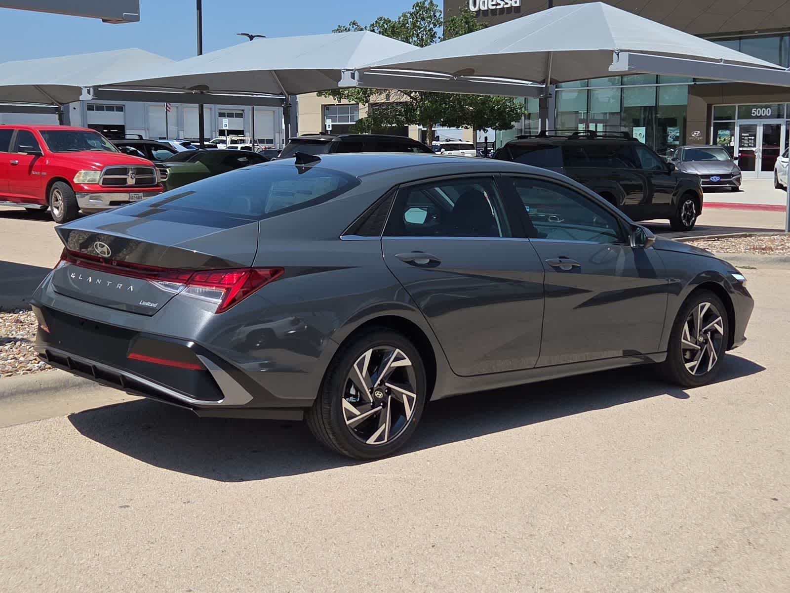 Thumbnail: 2026 Hyundai Elantra - 8