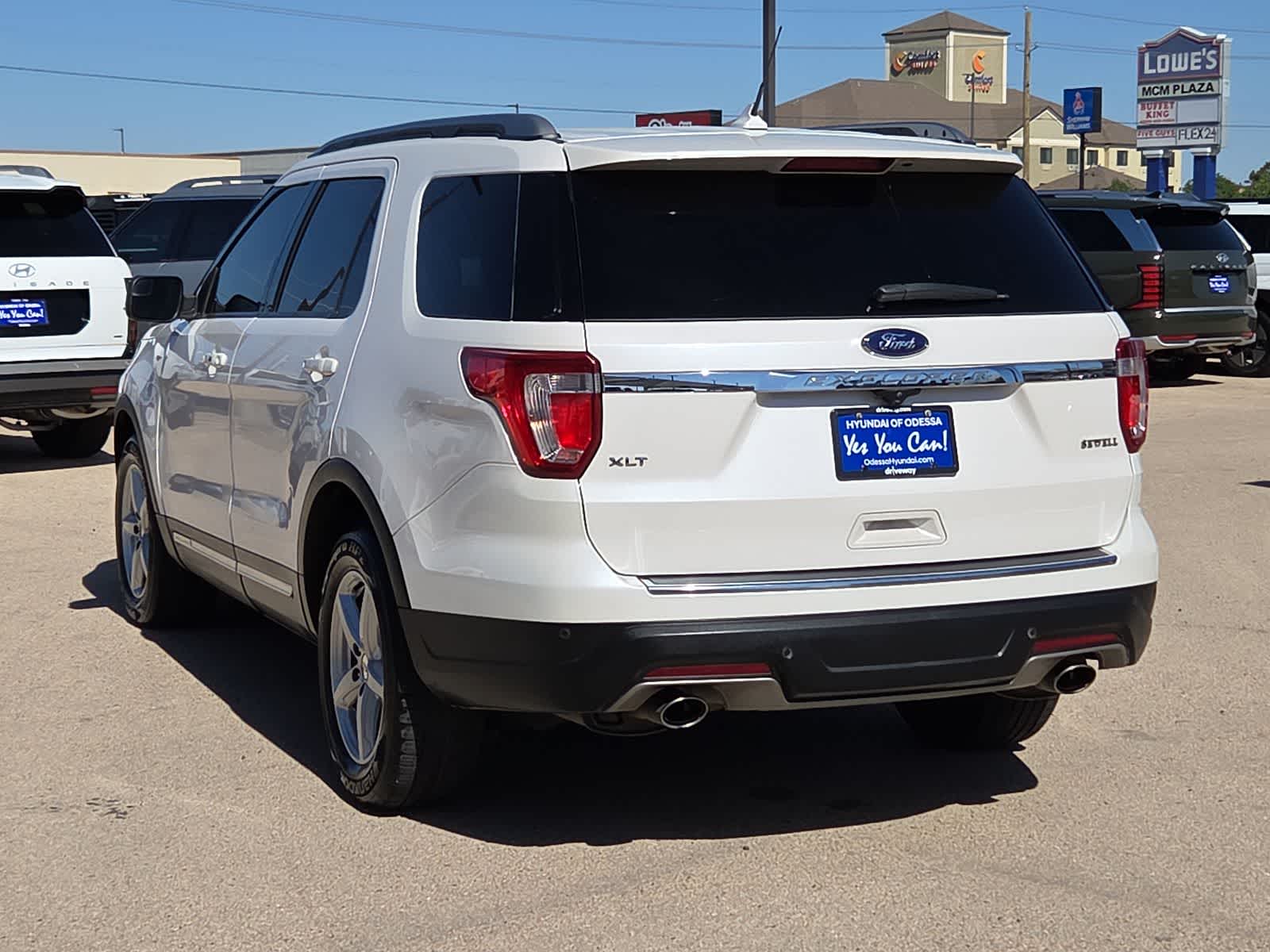 Thumbnail: 2018 Ford Explorer - 7