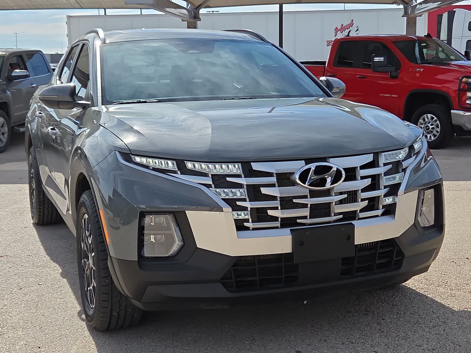 Thumbnail: 2023 Hyundai Santa Cruz - 3