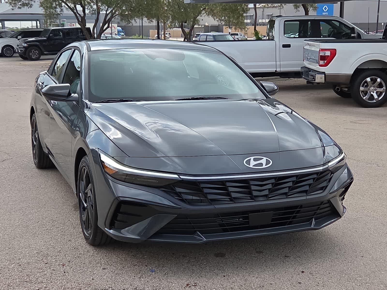 Thumbnail: 2026 Hyundai Elantra - 3