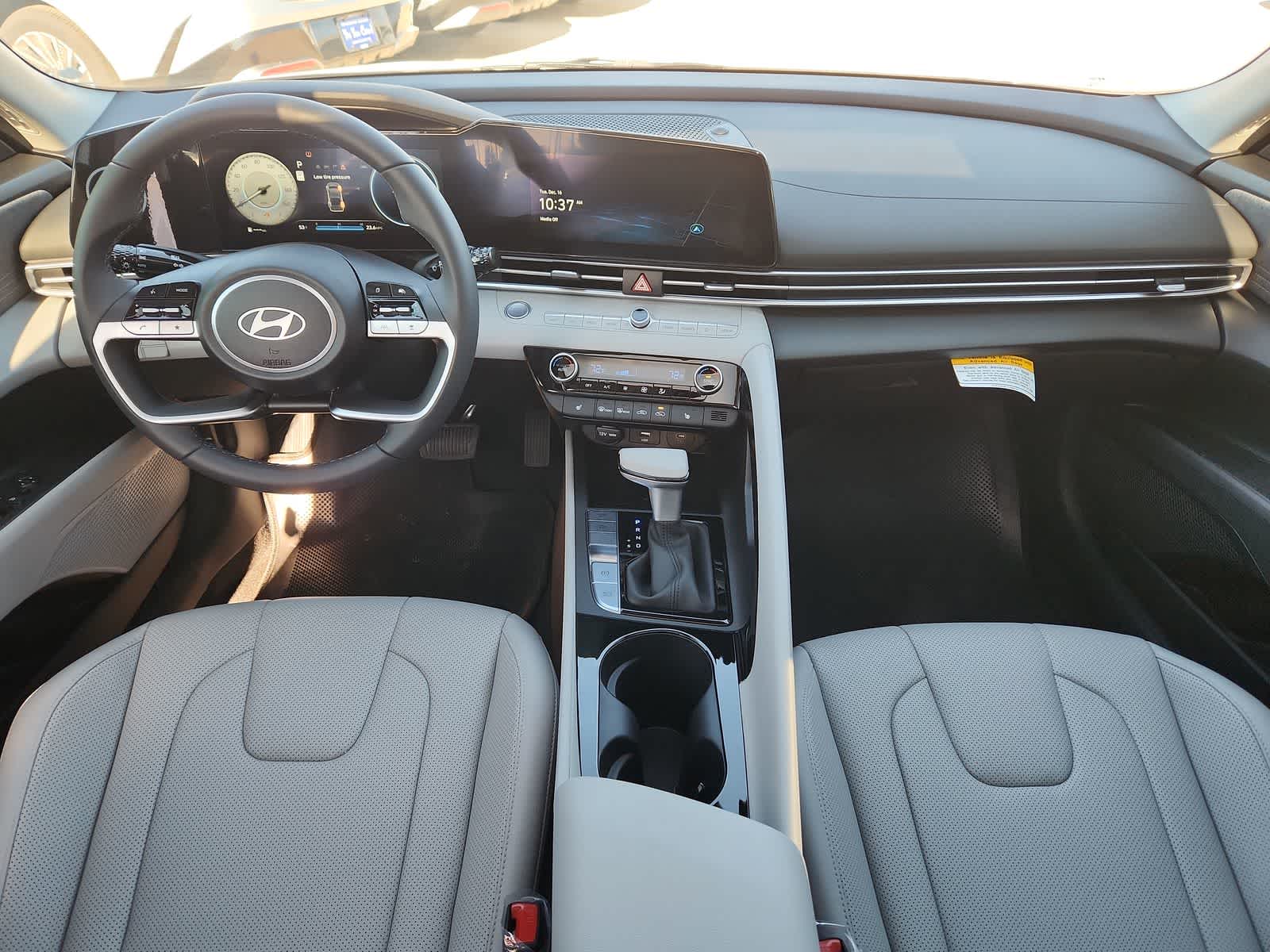 Thumbnail: 2025 Hyundai Elantra - 14