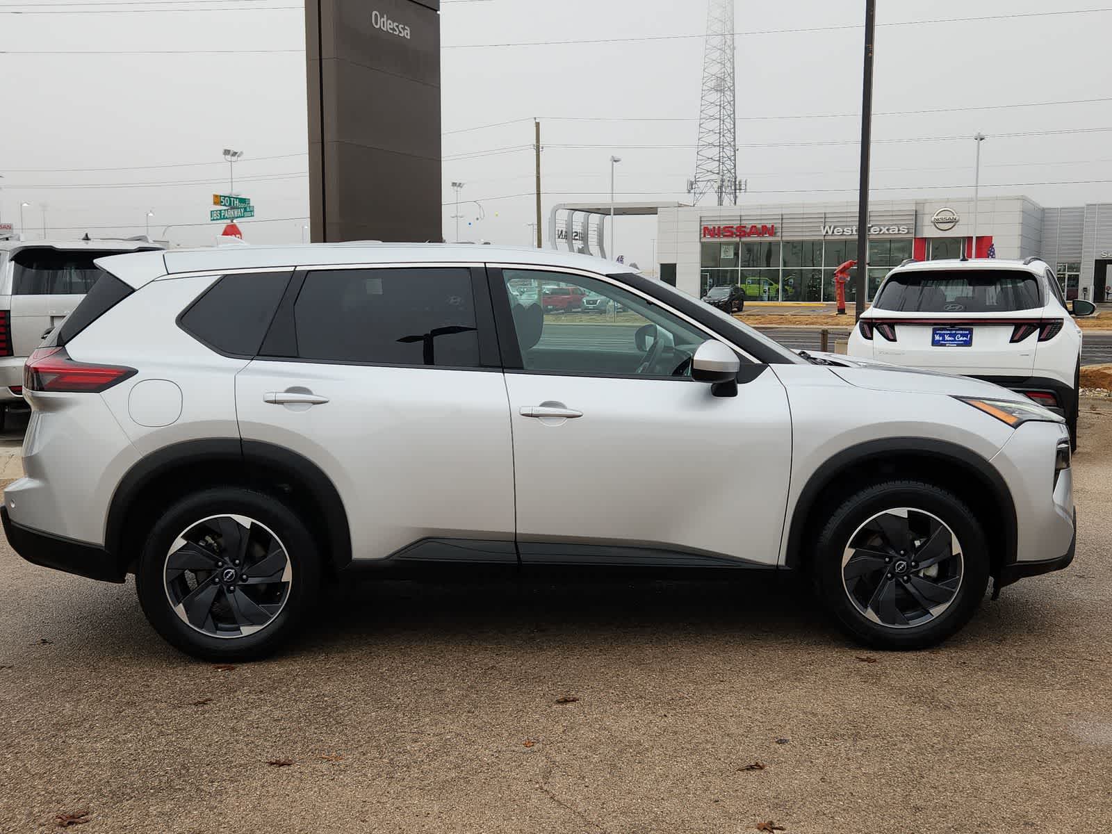 Thumbnail: 2024 Nissan Rogue - 9