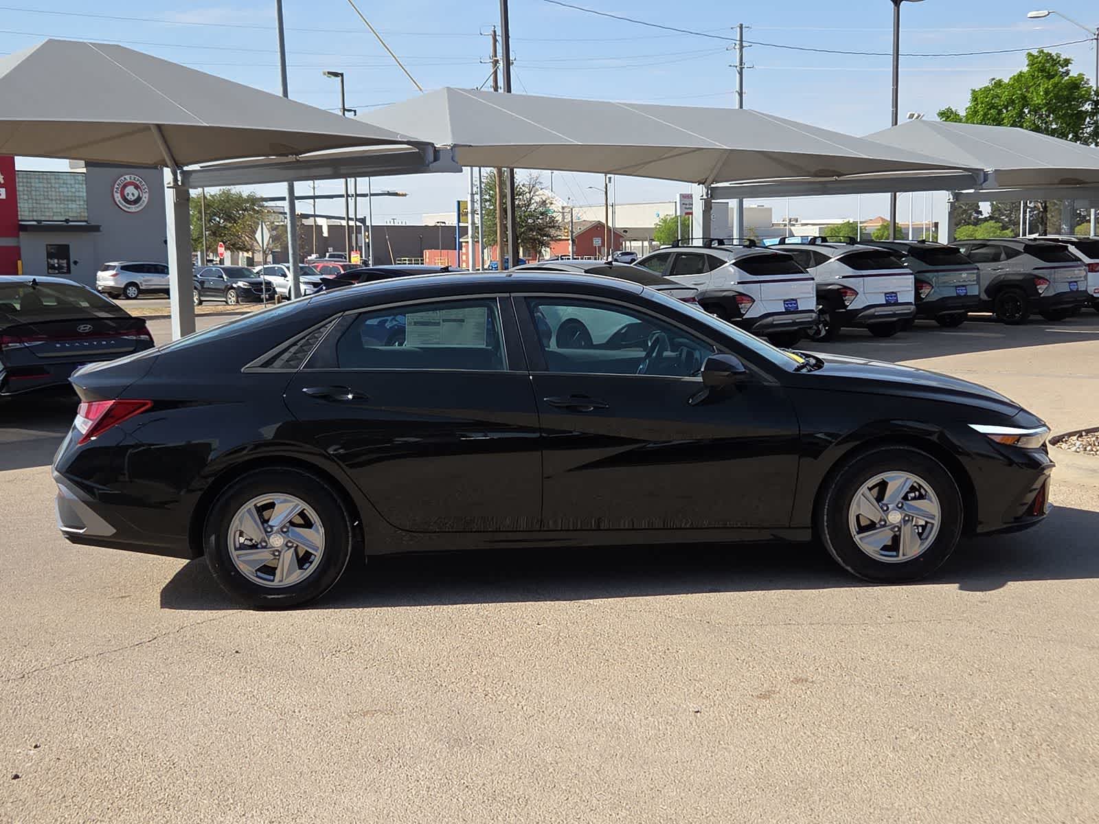 Thumbnail: 2026 Hyundai Elantra - 9