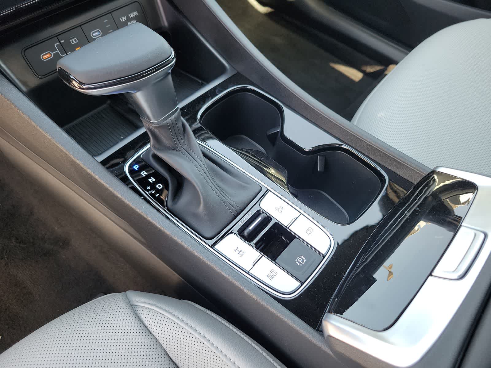 Thumbnail: 2025 Hyundai Santa Cruz - 25