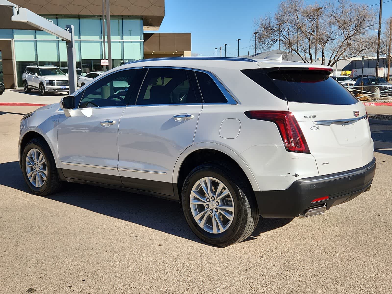 Thumbnail: 2024 Cadillac XT5 - 6