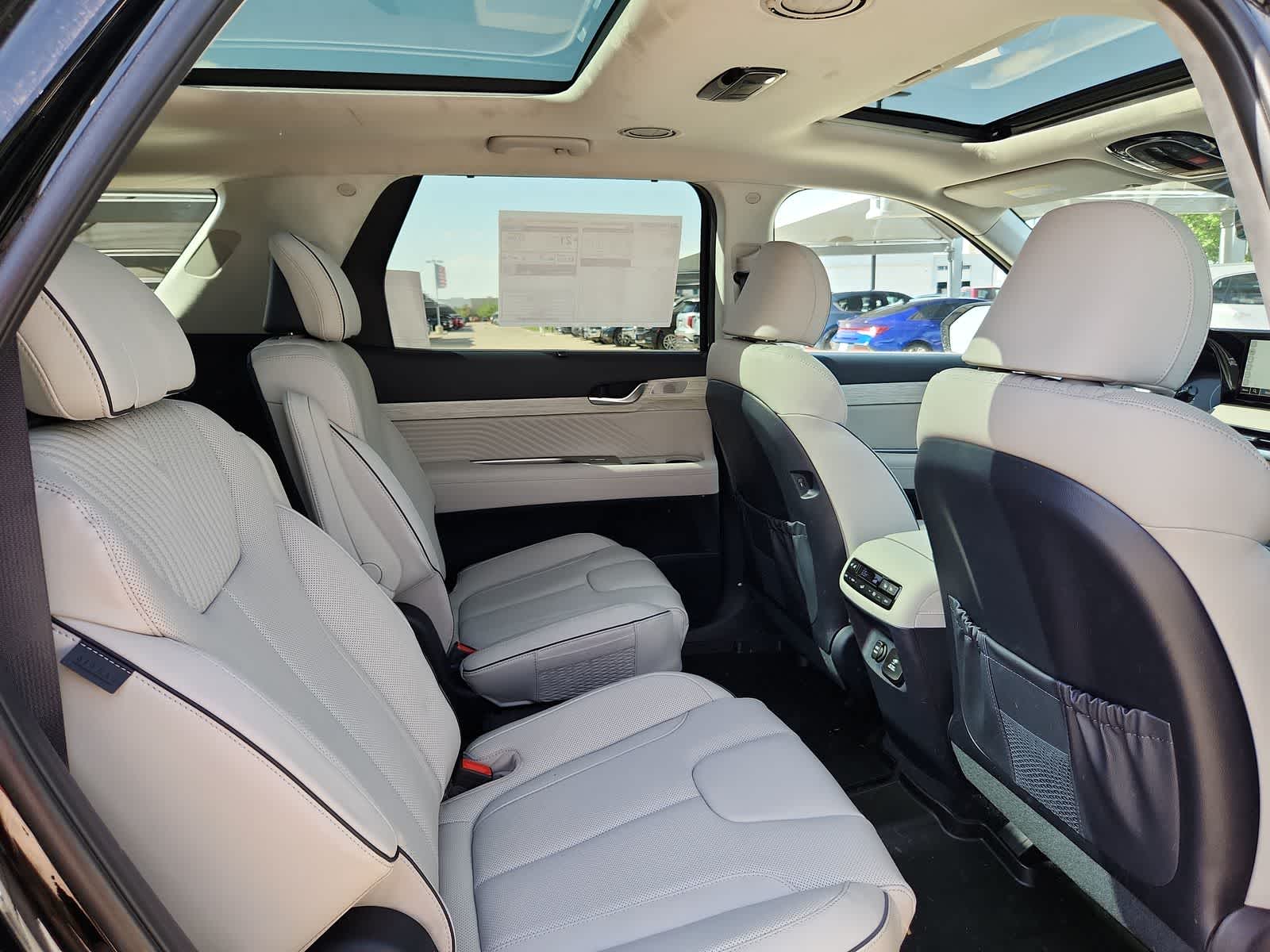 Thumbnail: 2025 Hyundai Palisade - 21