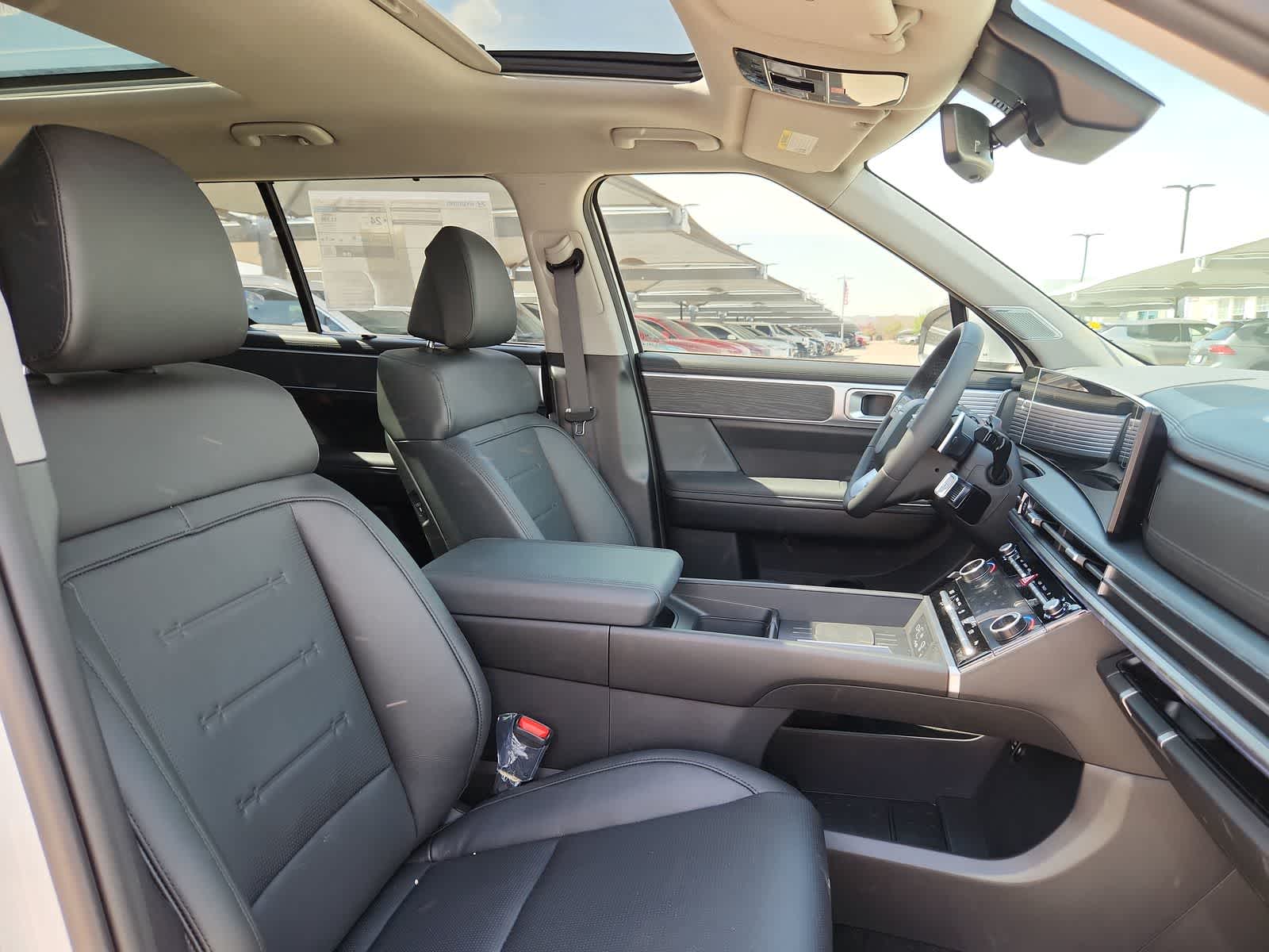 Thumbnail: 2025 Hyundai Santa Fe - 22