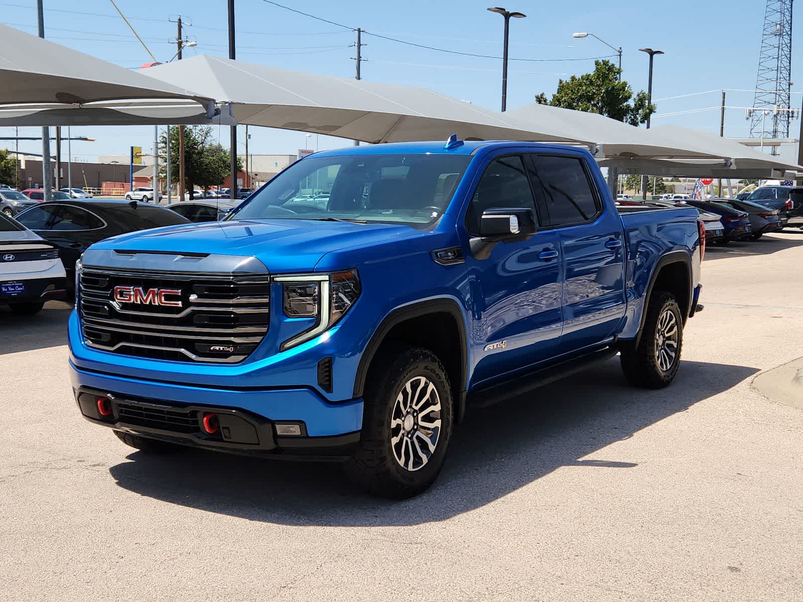 Thumbnail: 2022 GMC Sierra 1500 - 4