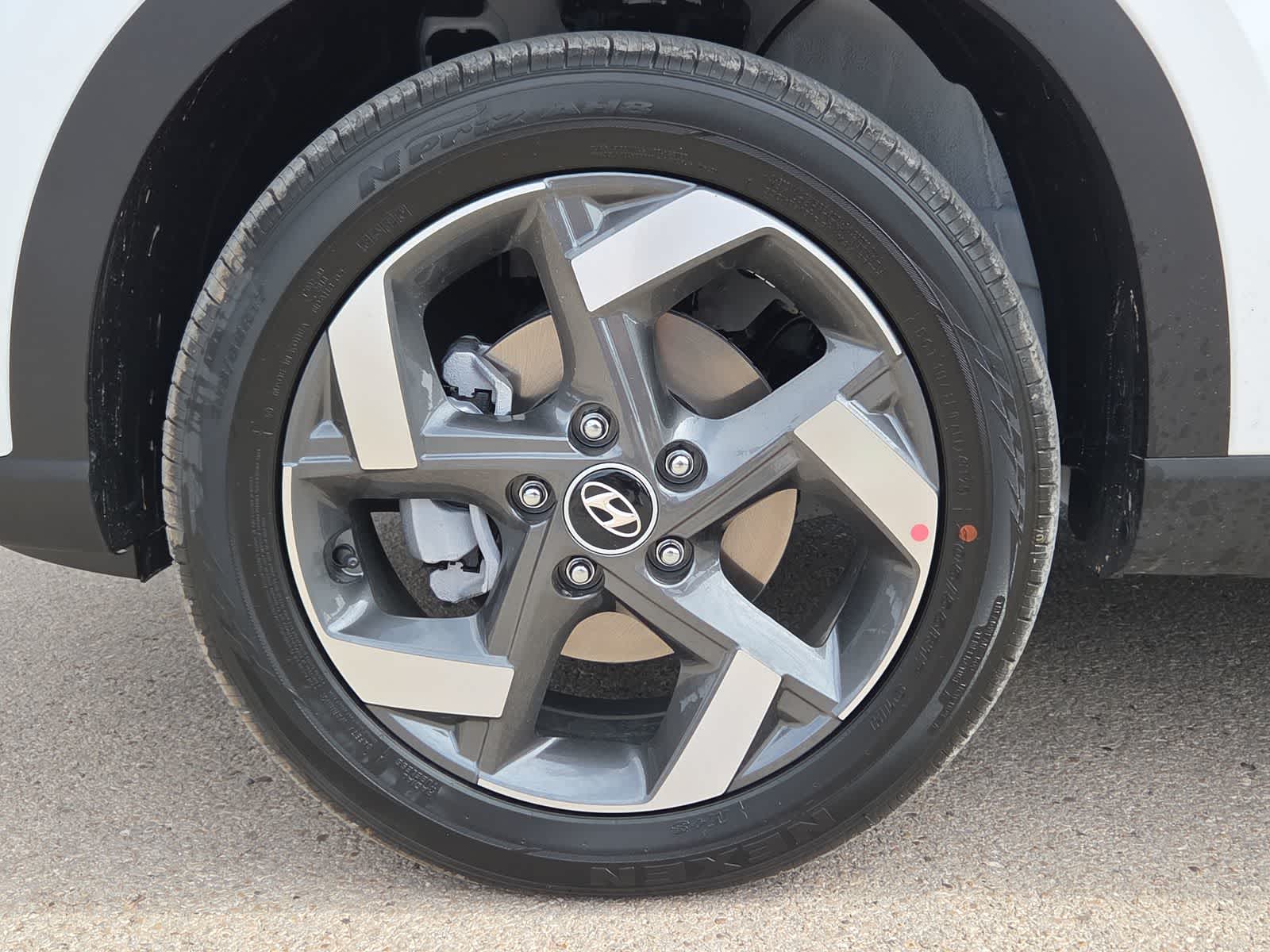 Thumbnail: 2026 Hyundai Venue - 12